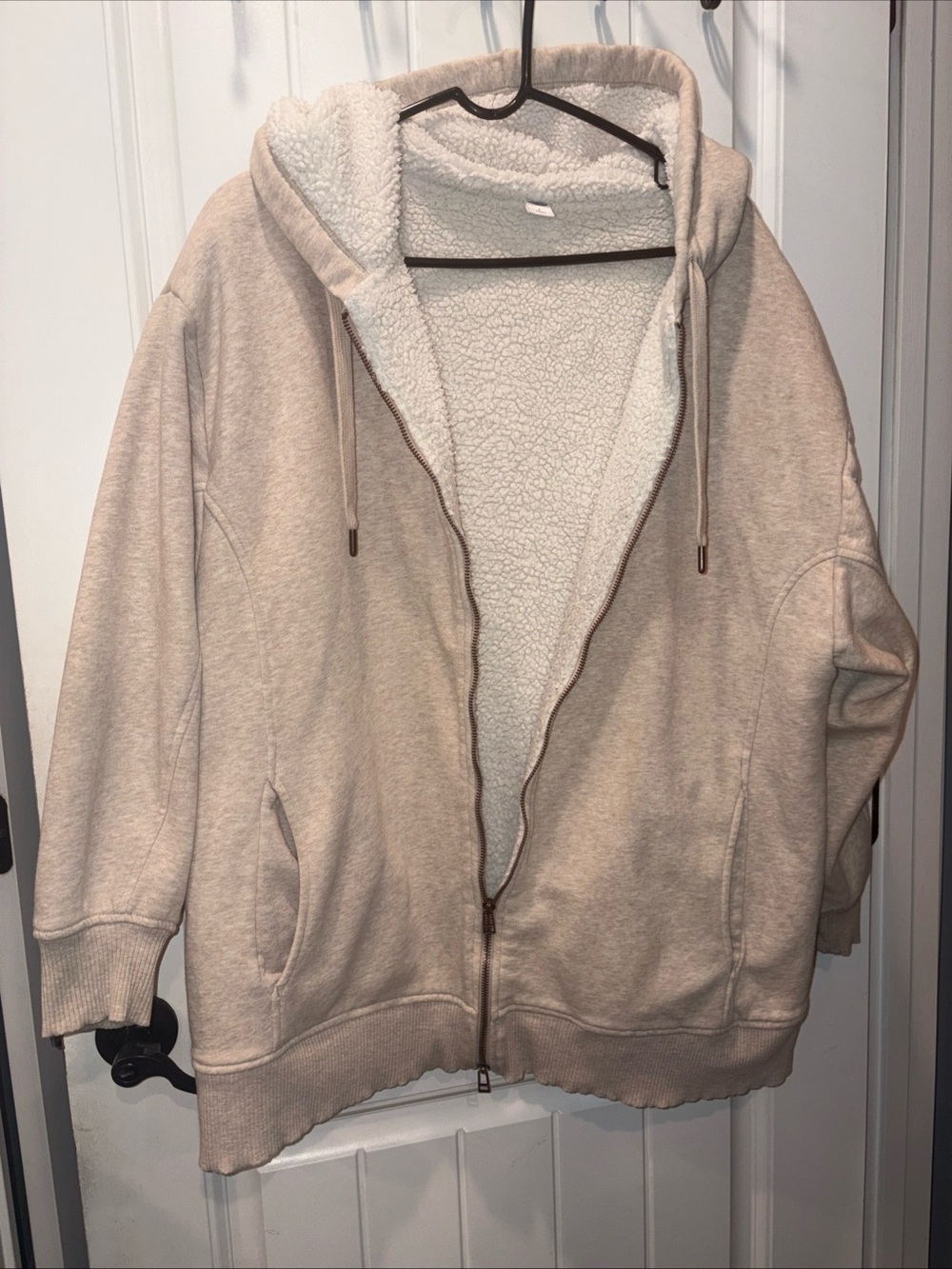 Cozy Hooded Zip-Up Sherpa Jacket in Heathered oatmeal size L Old Navy